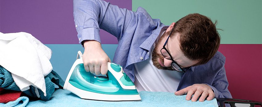 10 Expert Tips on How to Iron Clothes at Home